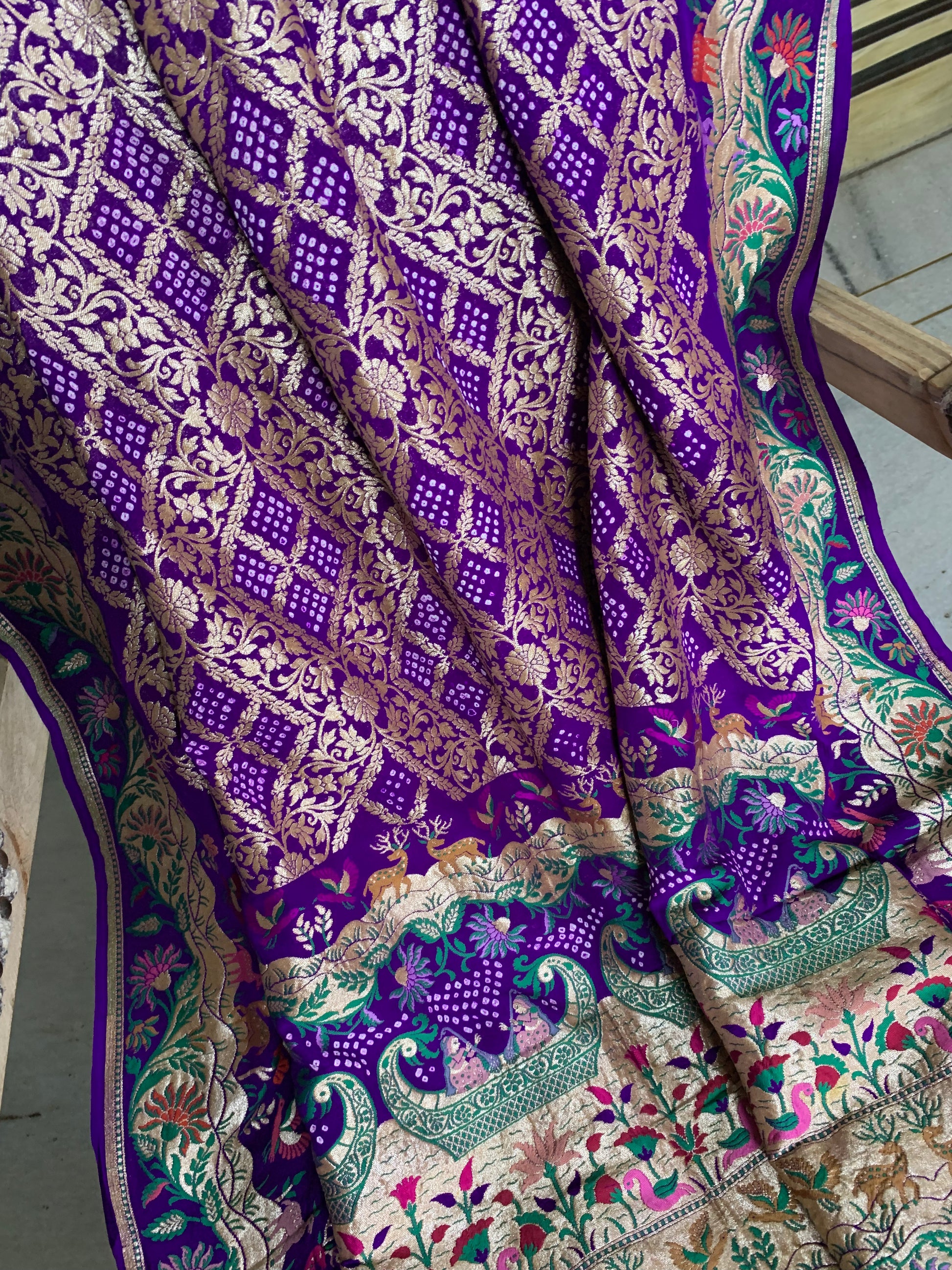 Banarsi Bandhej Dupatta Shikargah - Futaaba Fashions