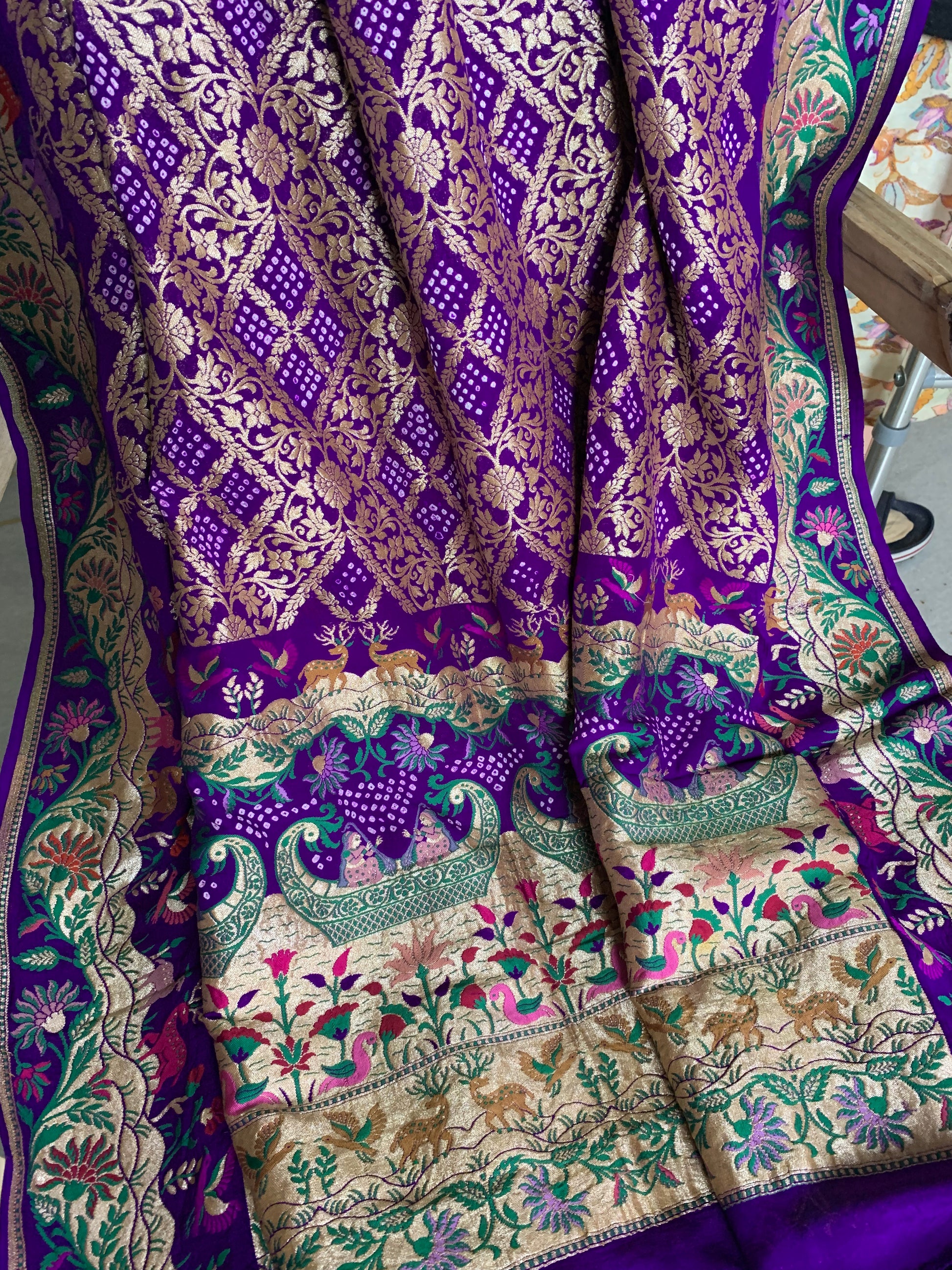 Banarsi Bandhej Dupatta Shikargah - Futaaba Fashions