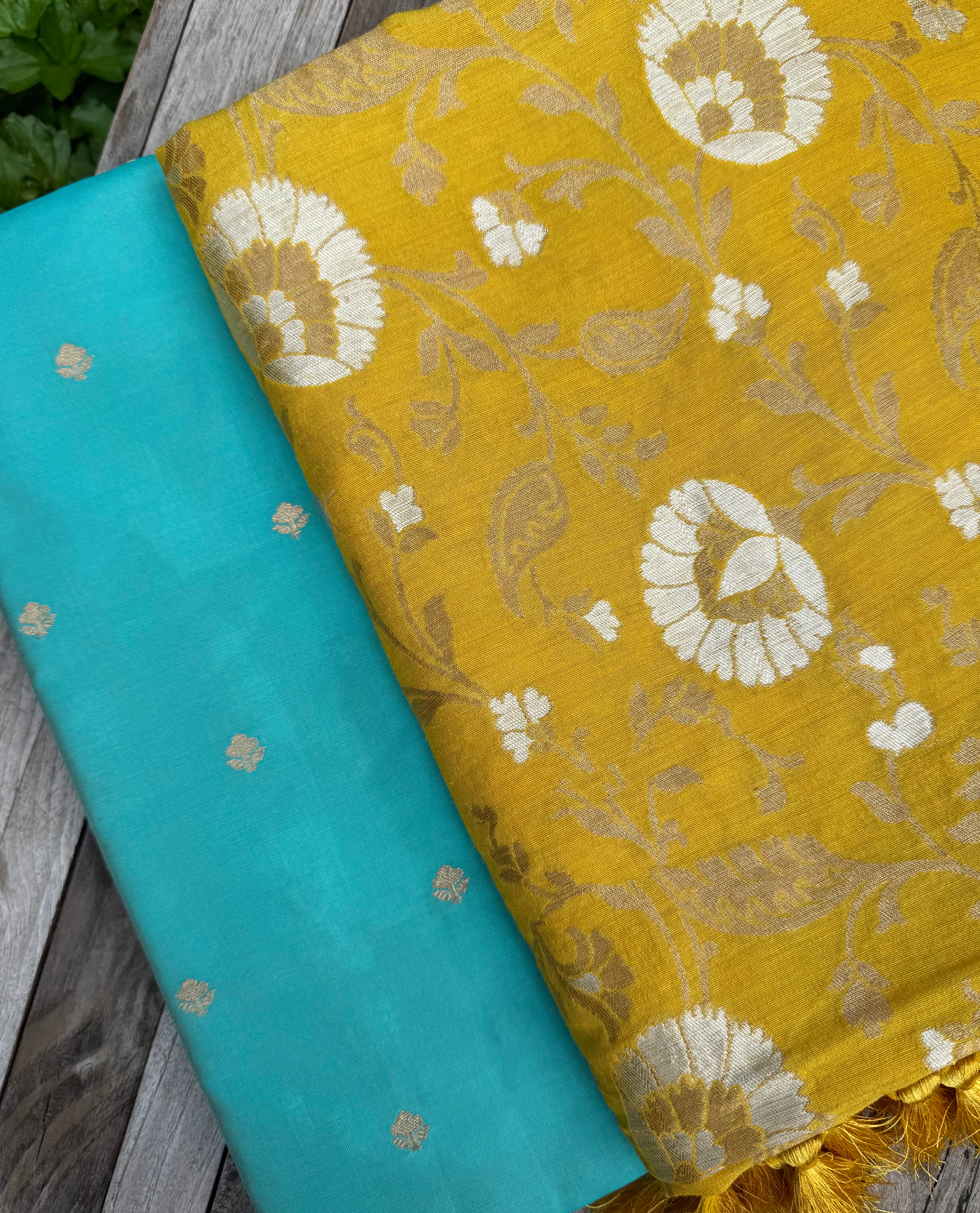 Katan Silk Kadwa Fabric with Munga silk duputta